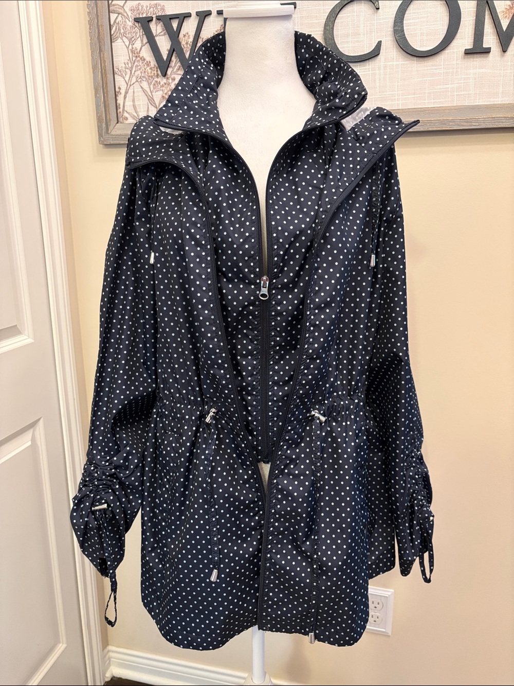 Jones New York Women's Navy Polka Dot Packable Rain Jacket XL